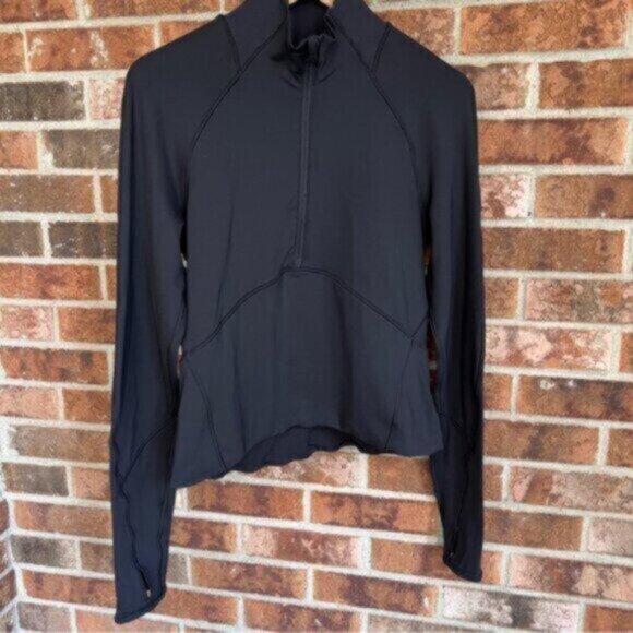 Lululemon * Always Alert 1/2 Zip Black 8 - Picture 2 of 15